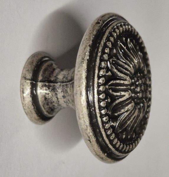 Messingknopf vintage, Ø 31 mm, Möbelknopf aus Messing und altverzinnt